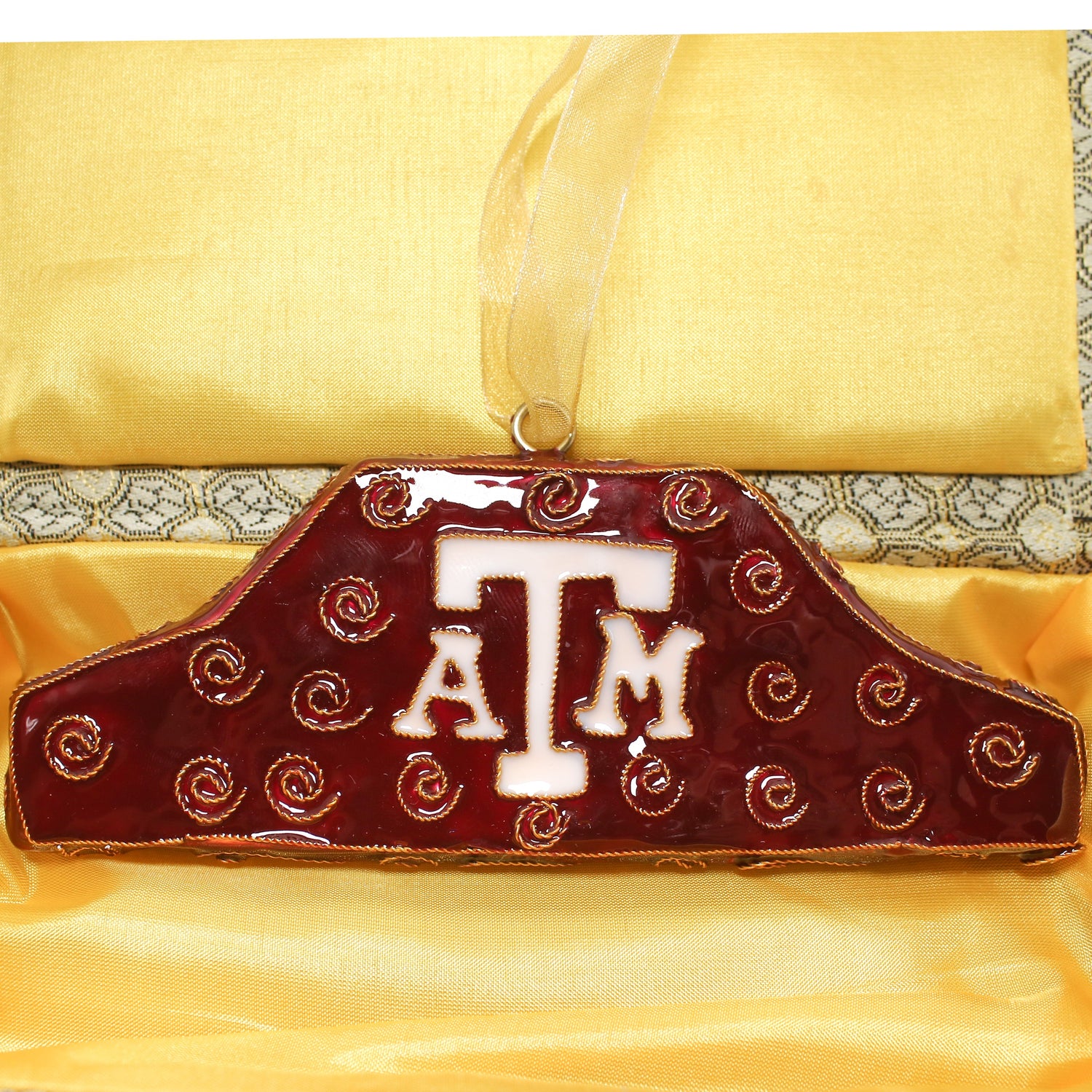 Texas A&M Kitty Keller Whoop Barn Ornament